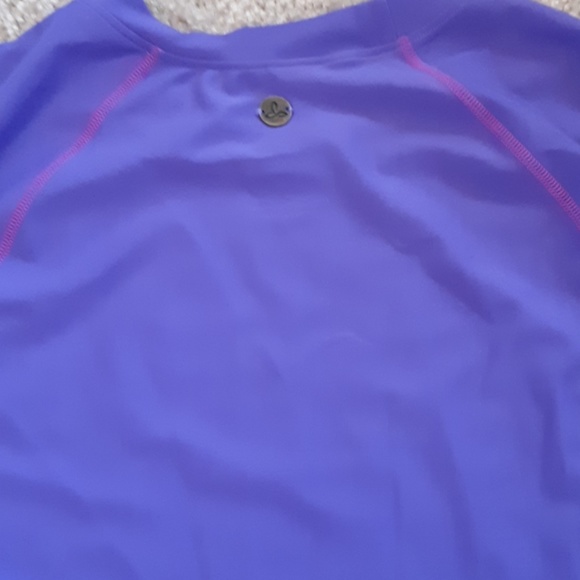 Prana Rashguard - Picture 3 of 3